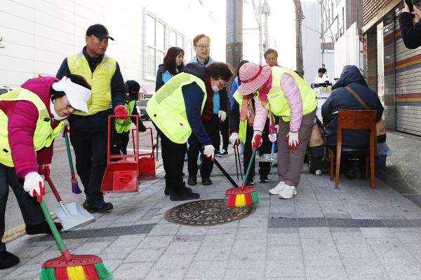 개청 30주년 주민과 함께하는 _독산1동_ 새봄맞이 대청소 의 사진32