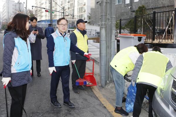 개청 30주년 주민과 함께하는 _독산1동_ 새봄맞이 대청소 의 사진46