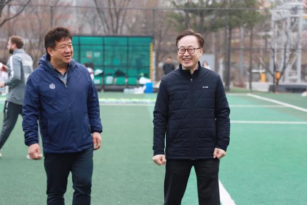 독일 슈투트가르트 유소년축구캠프 격려방문 의 사진12