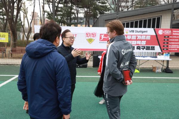 독일 슈투트가르트 유소년축구캠프 격려방문 의 사진15