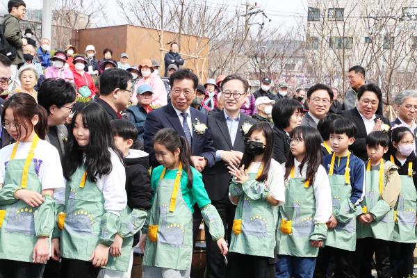 금빛공원 열린광장 조성 공사 준공식 의 사진59