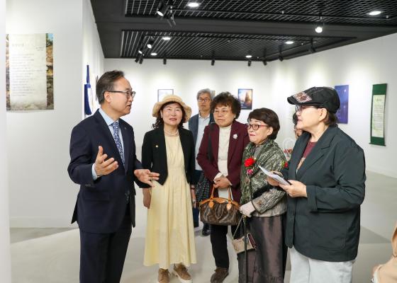 금천문인협회 회원 시화전 의 사진10
