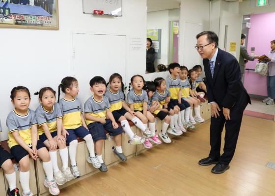 금천노인종합복지관 어버이날 행사 의 사진13