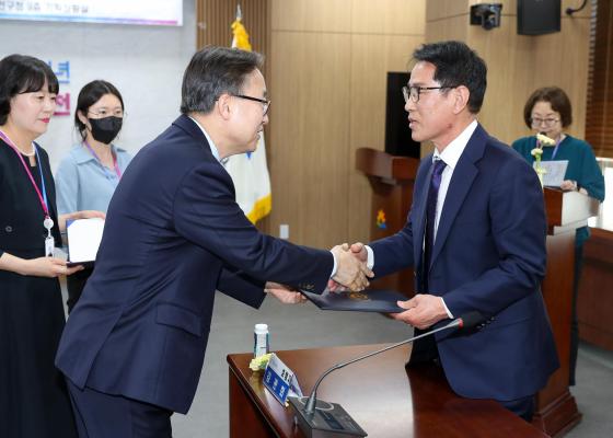 제53회 어버이날 기념 효행 유공자 표창 수여식 의 사진3