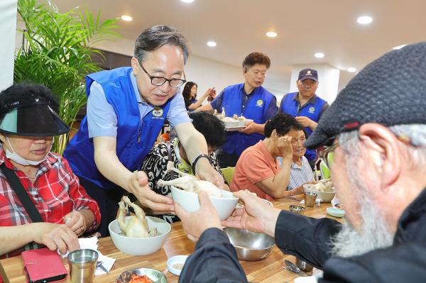 독산3동 바르게살기운동위원회 _사랑의 삼계탕 나눔행사_ 의 사진