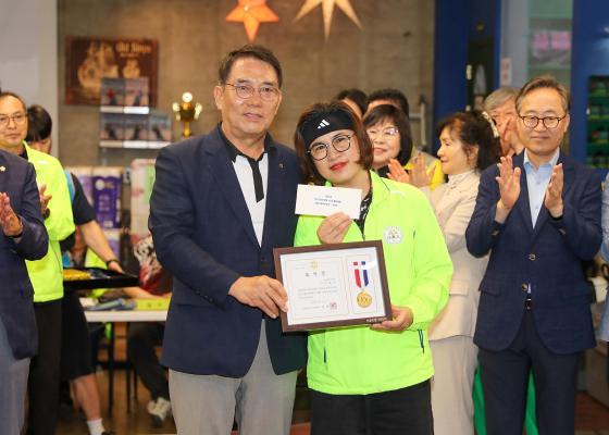 제20회 금천구협회장배 남여 볼링대회 의 사진6
