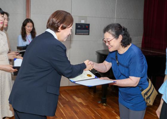 2025년 금천구 장기요양기관 종사자의 날 의 사진2
