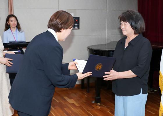 2025년 금천구 장기요양기관 종사자의 날 의 사진13