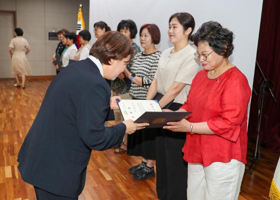2025년 금천구 장기요양기관 종사자의 날 의 사진34