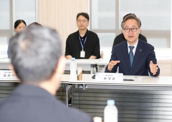 금천구-SK행복나래 결식우려아동 지원 행복두끼 업무협약 의 사진8