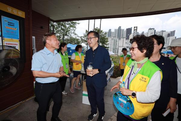 시흥3동 주민자치회 물놀이축제 의 사진14