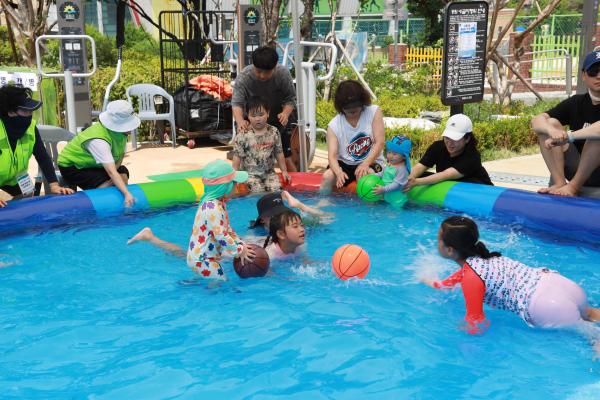 시흥3동 주민자치회 물놀이축제 의 사진36