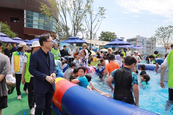 시흥3동 주민자치회 물놀이축제 의 사진51