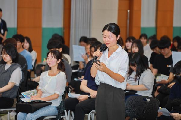 청년 아르바이트 종료 간담회_ 청년 관련 정책 소개, 설문조사 실시, 청년 특강 의 사진8