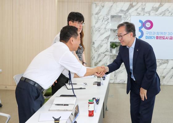 (주)오티톤메디컬 후원물품 전달식 의 사진3