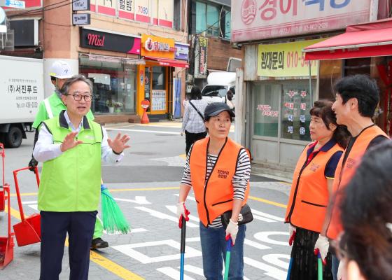 천리단길 거리환경 정비활동 의 사진3