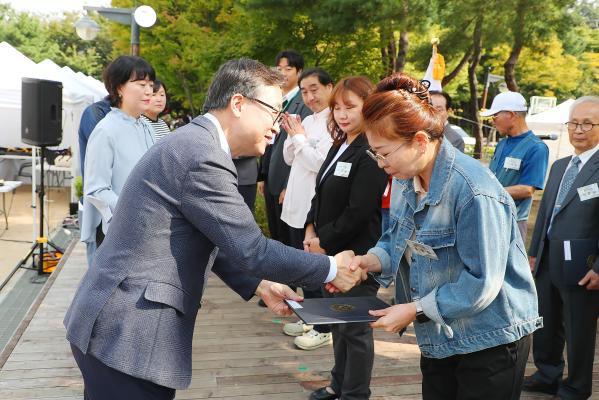 제29회 노인의 날 기념식 및 경로의 달 행사 의 사진29