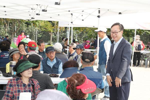 제29회 노인의 날 기념식 및 경로의 달 행사 의 사진67
