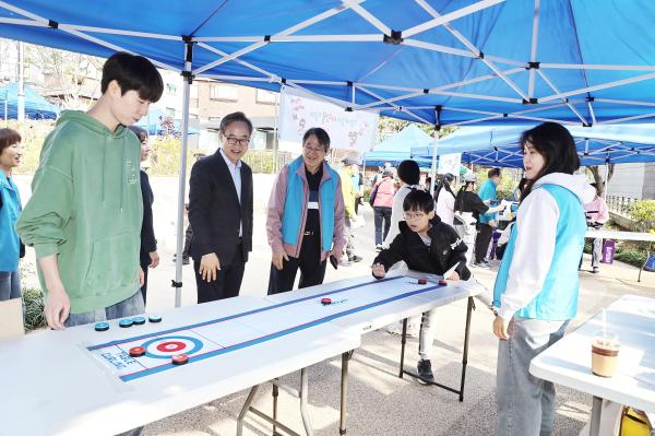 독산3동 성천교회 주관 어린이축제 의 사진14