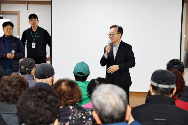 청담종합사회복지관 2025년 노인일자리 및 사회활동 지원사업 종결평가회 의 사진4