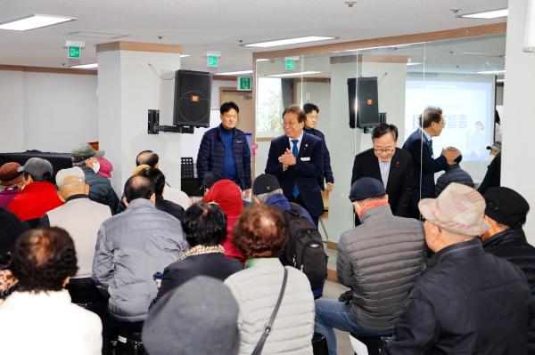 청담종합사회복지관 2025년 노인일자리 및 사회활동 지원사업 종결평가회 의 사진22