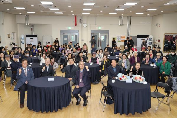 금천노인종합복지관 봉사자 및 후원자 송년모임 의 사진24