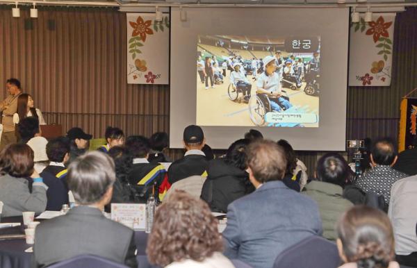 지체장애인협회 금천지회 _장애인 문화예술교실 종합 발표회_ 의 사진17