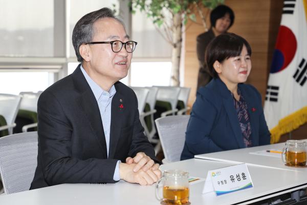 욱삼건설 따뜻한 겨울나기 성금 전달식 의 사진2