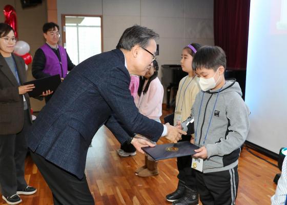 2025 책마을 가족과 함께하는 성과공유회 의 사진13