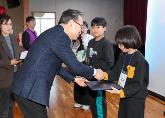 2025 책마을 가족과 함께하는 성과공유회 의 사진44