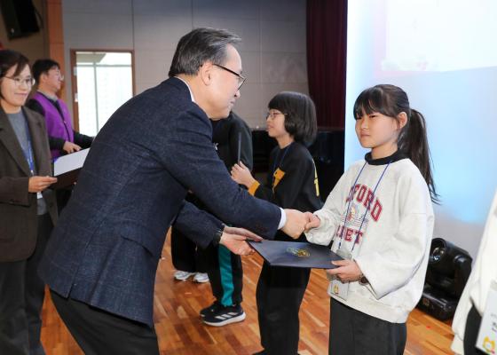 2025 책마을 가족과 함께하는 성과공유회 의 사진46