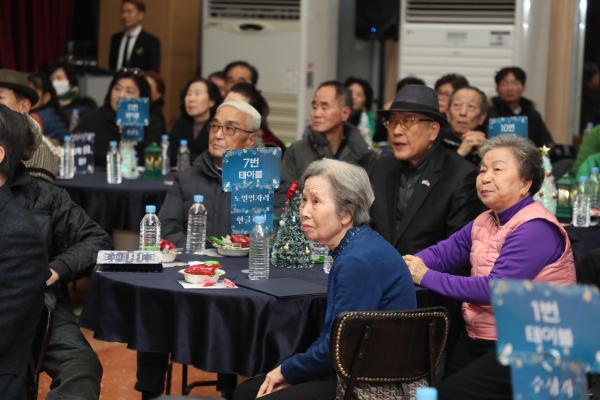 2025년 금천누리종합사회복지관 송년행사 의 사진14