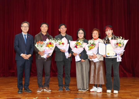 2025년 모범구민 표창장 수여식 의 사진43