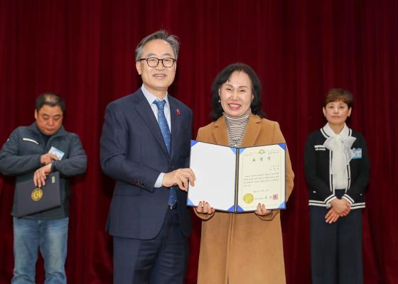 2025년 모범구민 표창장 수여식 의 사진61