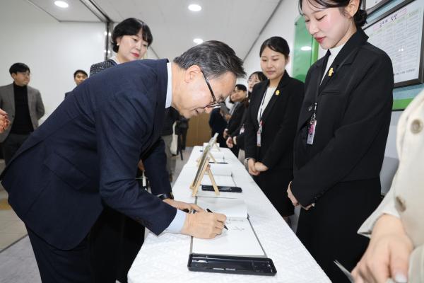금천호암노인종합복지관 조영표 관장 정년퇴임식 의 사진5
