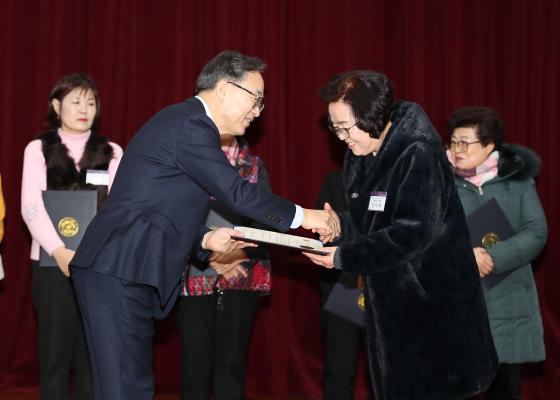 2025년 하반기 통장 표창장 및 감사장 수여식 의 사진70