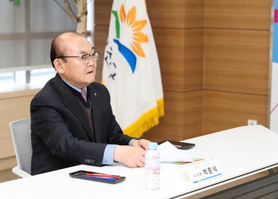 (주)청룡환경 금천미래장학회 장학금 기탁 및 따뜻한 겨울나기 성금 전달식 의 사진5