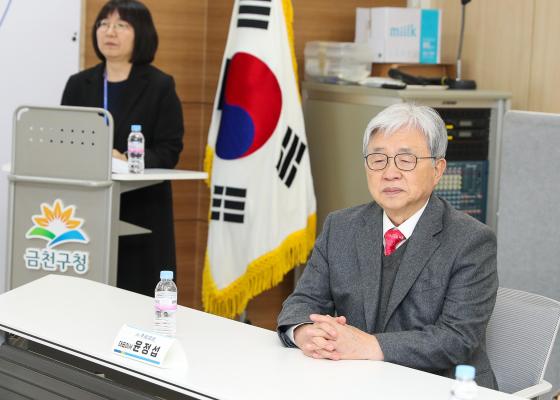 (주)청룡환경 금천미래장학회 장학금 기탁 및 따뜻한 겨울나기 성금 전달식 의 사진6