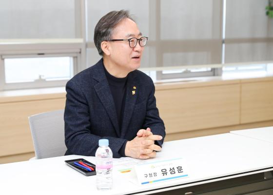 (주)청룡환경 금천미래장학회 장학금 기탁 및 따뜻한 겨울나기 성금 전달식 의 사진7