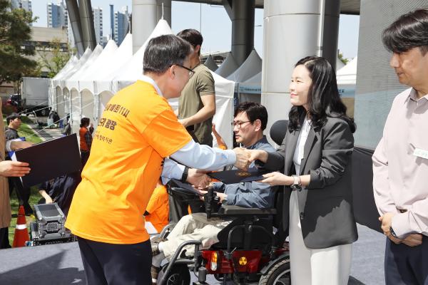제46회 장애인의 날 기념식 및 장애인식개선 행사 의 사진53
