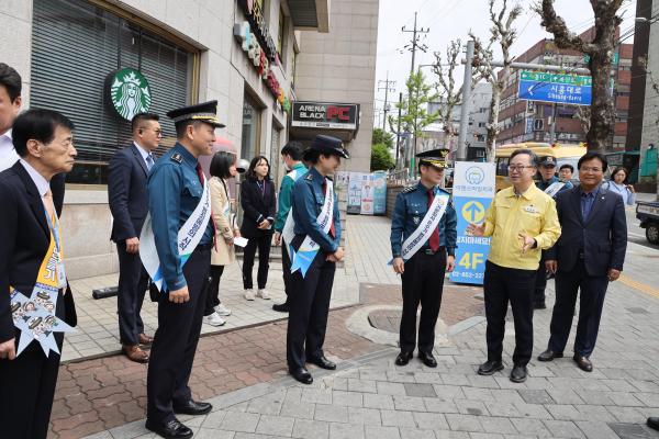 독산3동 범죄예방 사업 대상지_ 서울경찰청장 현장 방문 의 사진11