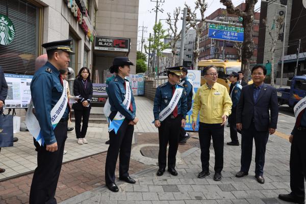 독산3동 범죄예방 사업 대상지_ 서울경찰청장 현장 방문 의 사진15