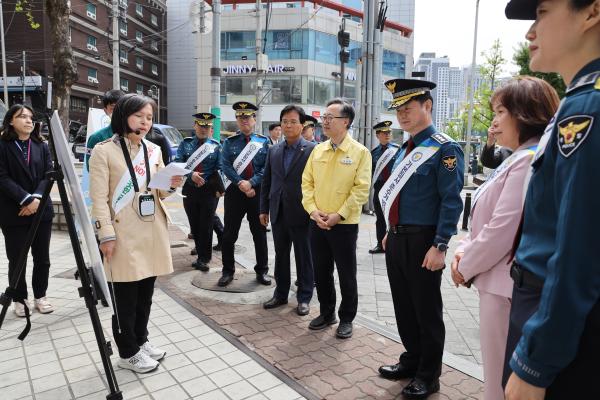 독산3동 범죄예방 사업 대상지_ 서울경찰청장 현장 방문 의 사진17