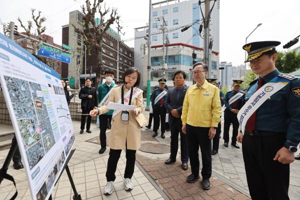 독산3동 범죄예방 사업 대상지_ 서울경찰청장 현장 방문 의 사진30