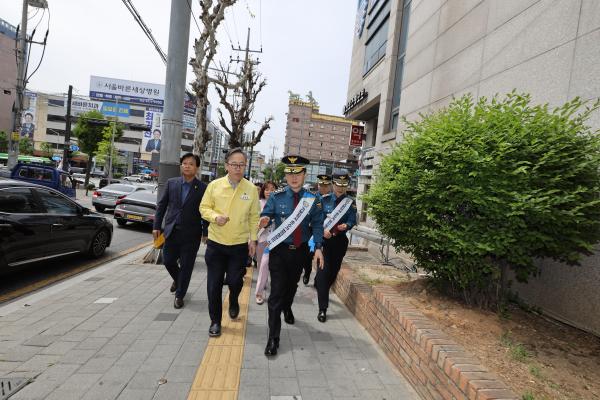 독산3동 범죄예방 사업 대상지_ 서울경찰청장 현장 방문 의 사진44