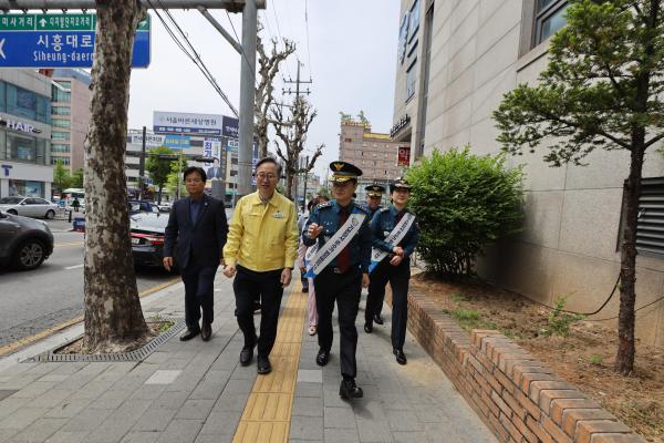 독산3동 범죄예방 사업 대상지_ 서울경찰청장 현장 방문 의 사진48