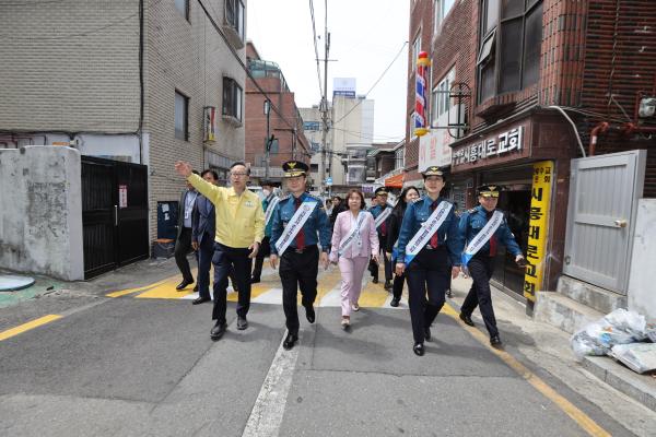 독산3동 범죄예방 사업 대상지_ 서울경찰청장 현장 방문 의 사진53