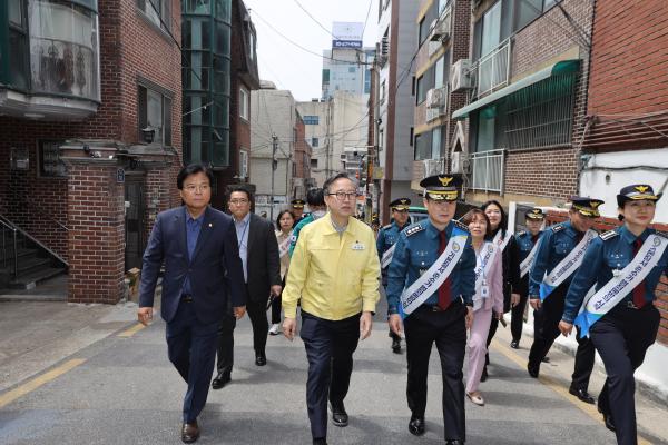 독산3동 범죄예방 사업 대상지_ 서울경찰청장 현장 방문 의 사진58