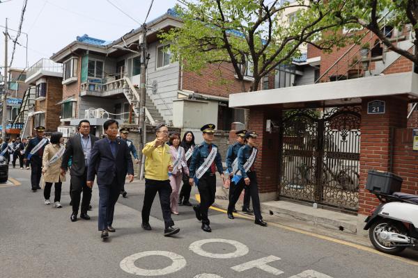 독산3동 범죄예방 사업 대상지_ 서울경찰청장 현장 방문 의 사진66