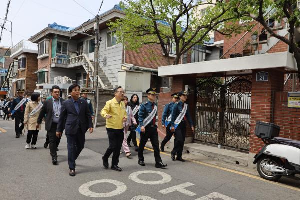 독산3동 범죄예방 사업 대상지_ 서울경찰청장 현장 방문 의 사진68